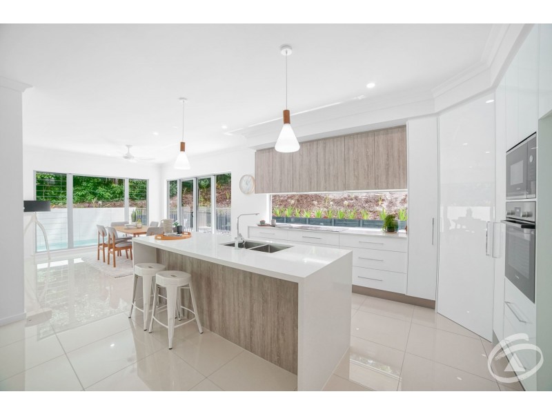 25 Propeller Court, Trinity Beach QLD 4879