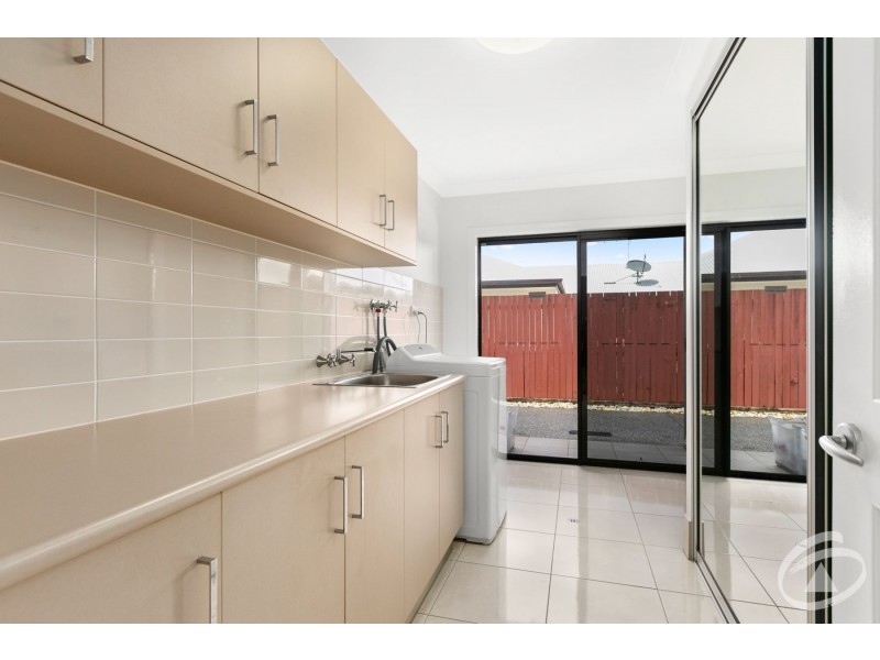 54 Harbour Drive, Trinity Park QLD 4879