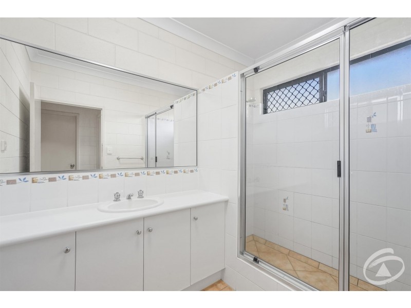 6 Sailfish Close, Kanimbla QLD 4870