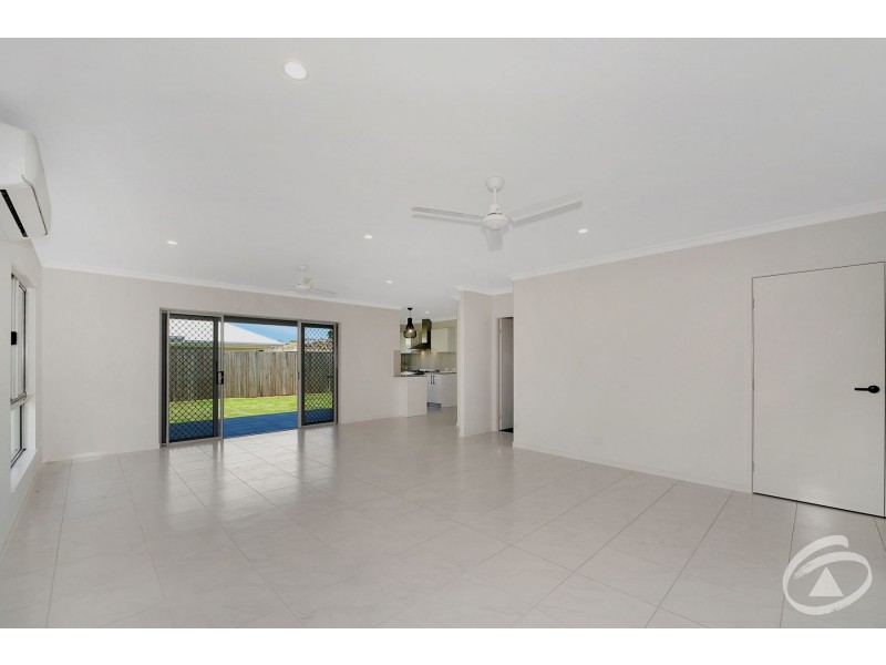 30  Master Circuit, Trinity Beach QLD 4879