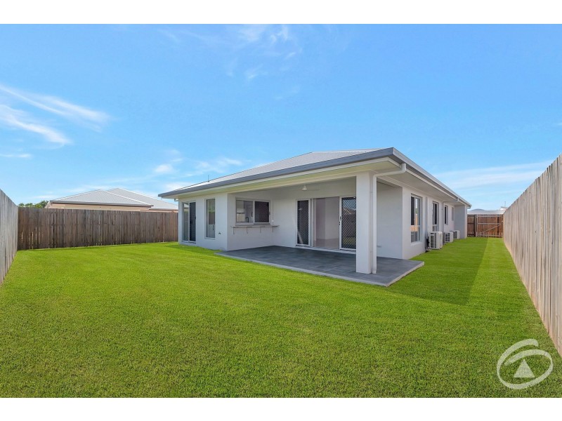 30  Master Circuit, Trinity Beach QLD 4879