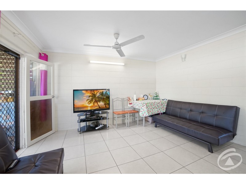 24 Creedy Street, Westcourt QLD 4870