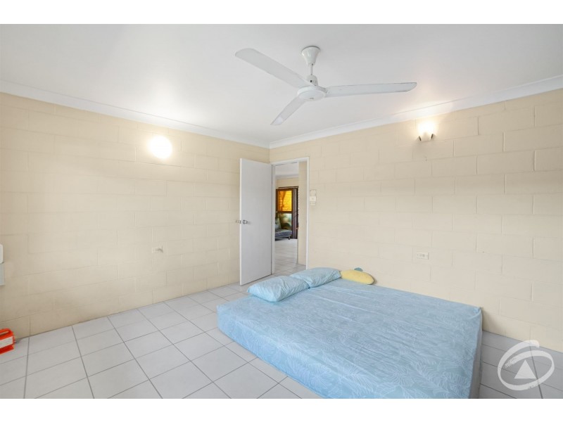 24 Creedy Street, Westcourt QLD 4870