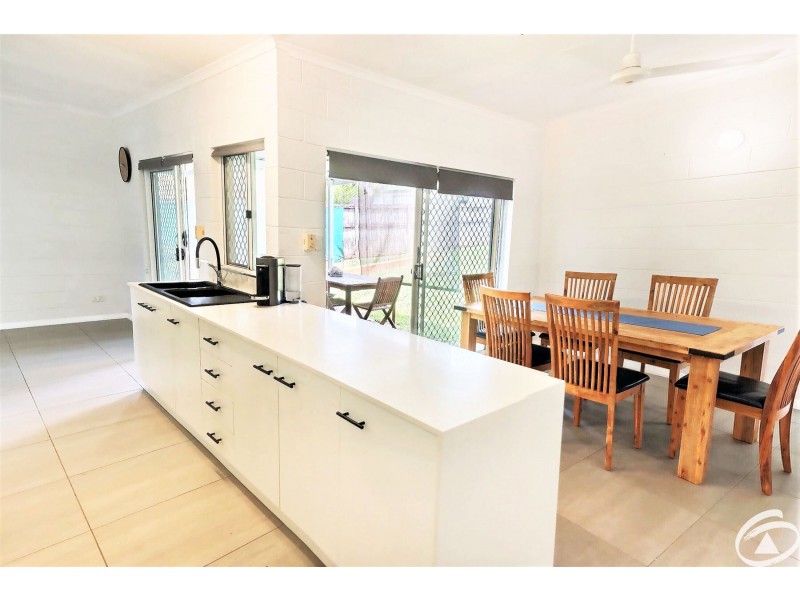 17 Ascendant Close, Bentley Park QLD 4869