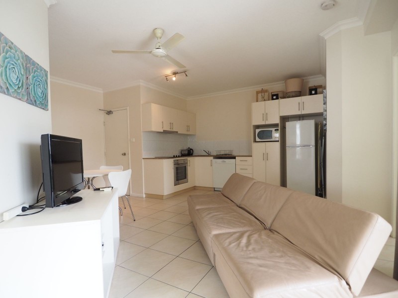 8/210 Grafton Street, Cairns North QLD 4870