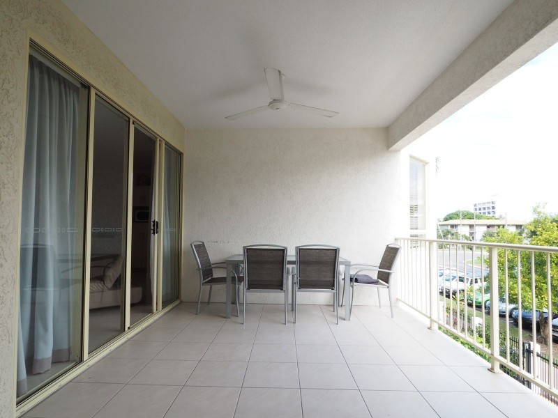 8/210 Grafton Street, Cairns North QLD 4870