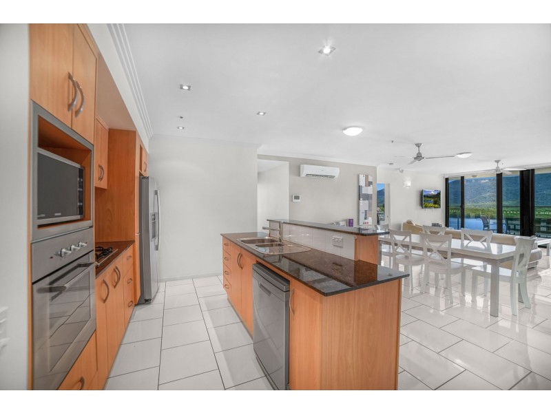 1202/2-4 Lake Street, Cairns City QLD 4870