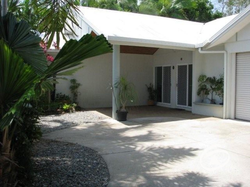 47A Moore Street, Trinity Beach QLD 4879