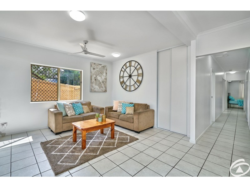 5B Lumley, Parramatta Park QLD 4870