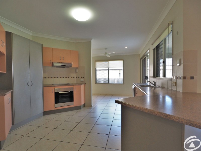 39 Fitzmaurice Drive, Bentley Park QLD 4869