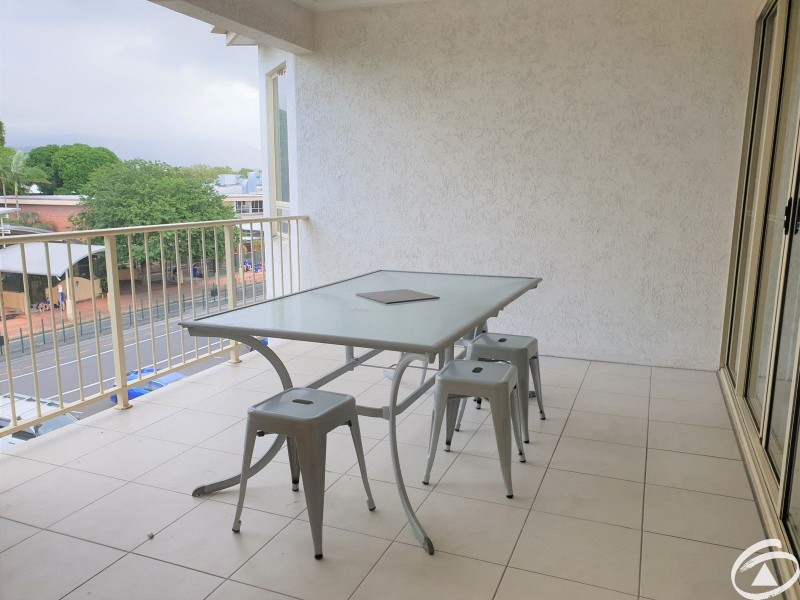 11B/210 Grafton Street, Cairns North QLD 4870