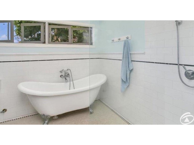 1/42 Lily Street, Cairns North QLD 4870