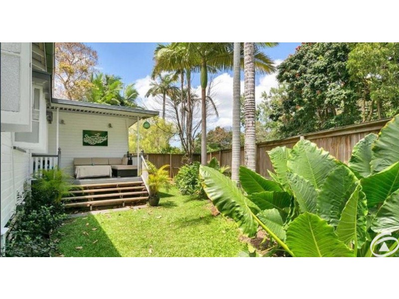 1/42 Lily Street, Cairns North QLD 4870