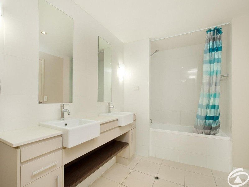 601/12 Gregory Street, Westcourt QLD 4870