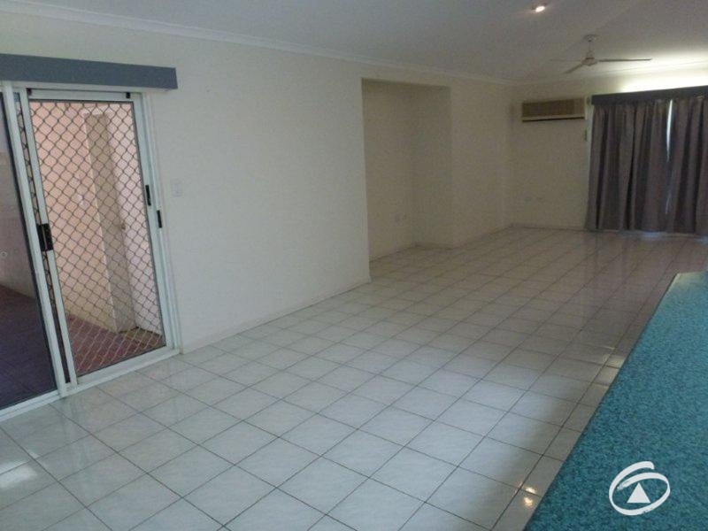 1/23 Rabaul Street, Trinity Beach QLD 4879