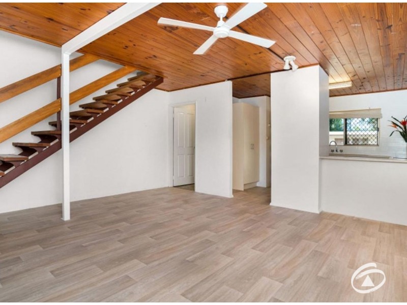 2/24-26 Mimosa Street, Holloways Beach QLD 4878