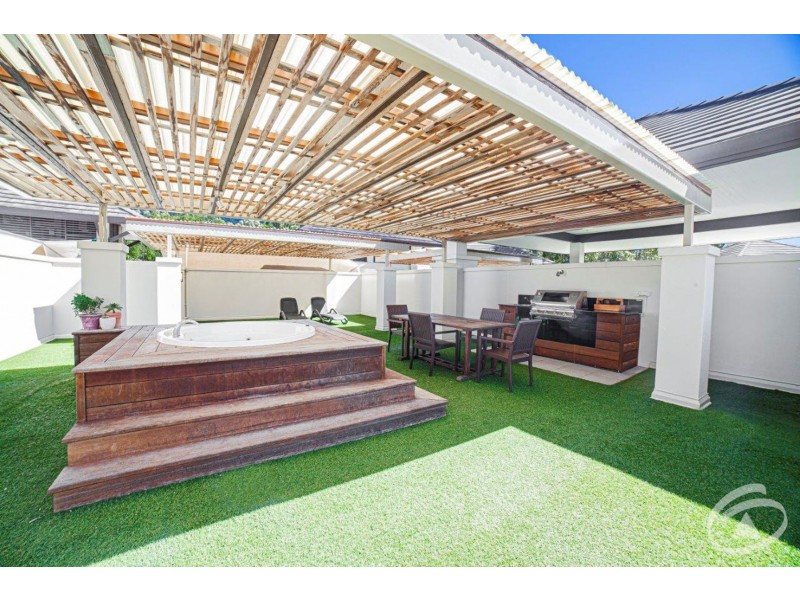 430 & 431/5 Triton Street, Palm Cove QLD 4879