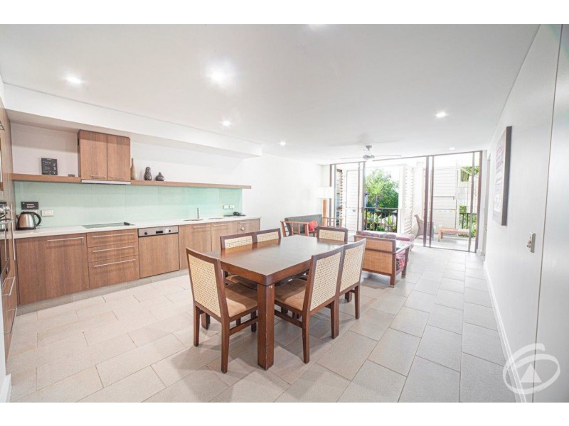430 & 431/5 Triton Street, Palm Cove QLD 4879