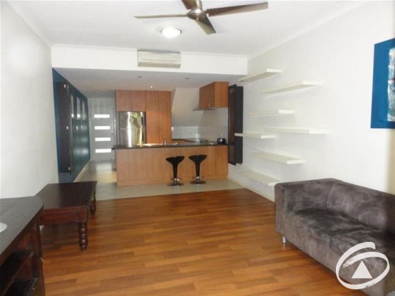 2/9 Grantala Street, Manoora QLD 4870