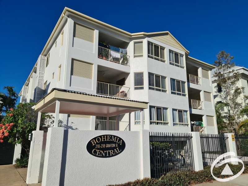 3A/210 Grafton Street, Cairns North QLD 4870