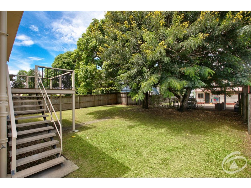 1/235 Aumuller Street, Westcourt QLD 4870