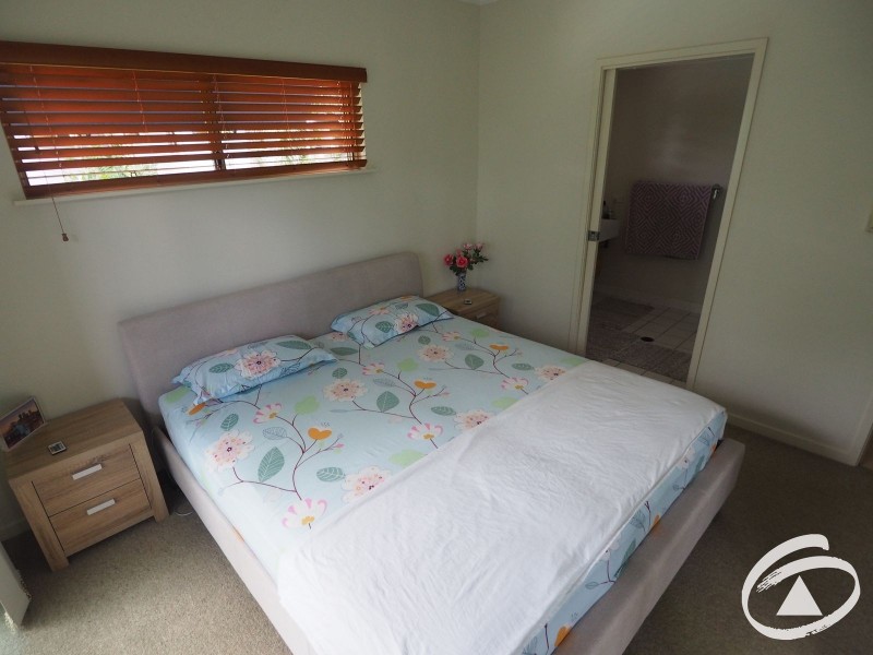 2205/22-26 Clifton Road, Clifton Beach QLD 4879