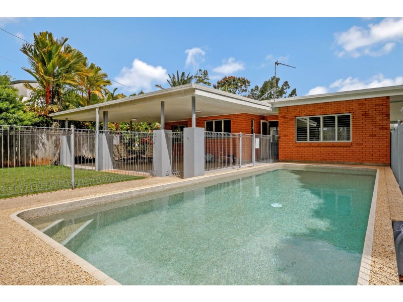 13A Ray Street, Yorkeys Knob QLD 4878