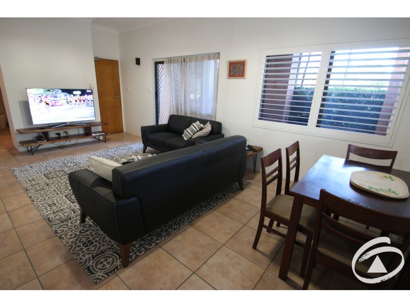 1/271-273 Esplanade, Cairns North QLD 4870