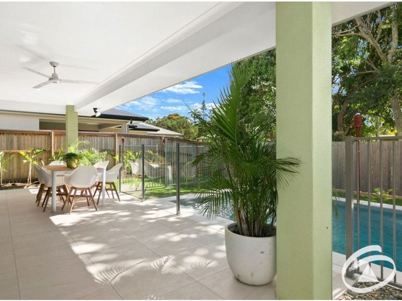 12 Midship Street, Trinity Beach QLD 4879