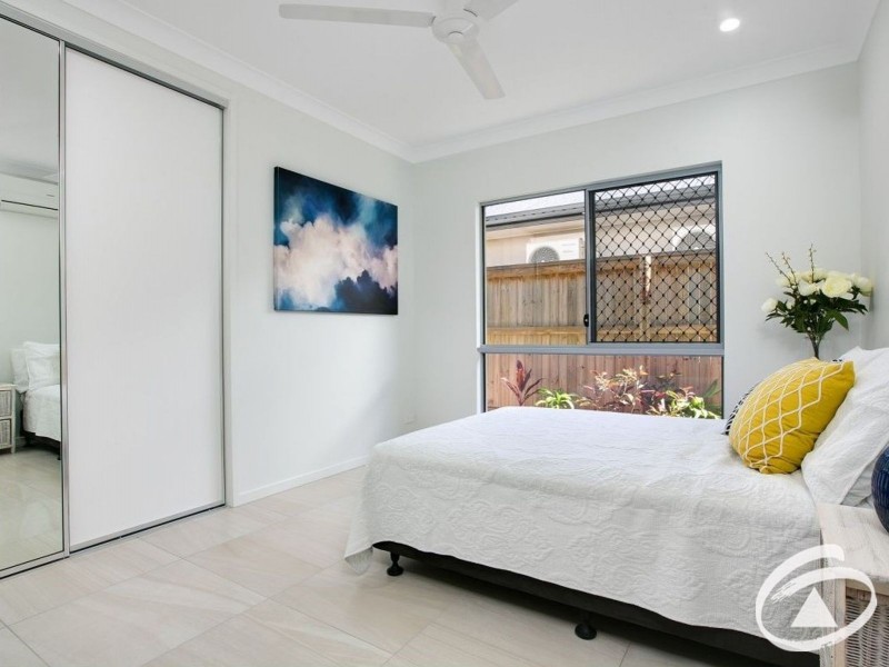 12 Midship Street, Trinity Beach QLD 4879