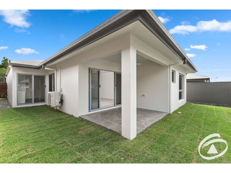 2/8 Macaranga Road, Bentley Park QLD 4869