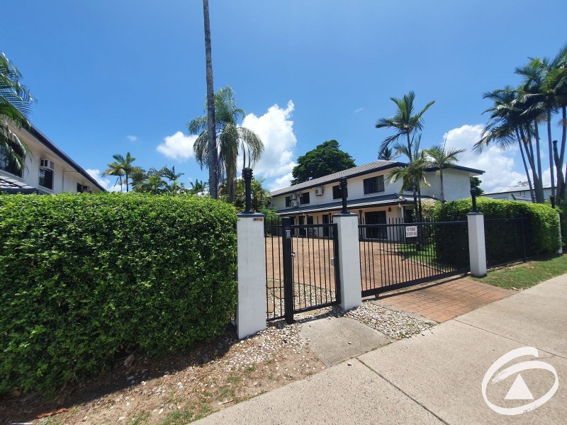 13/350 Sheridan Street, Cairns North QLD 4870