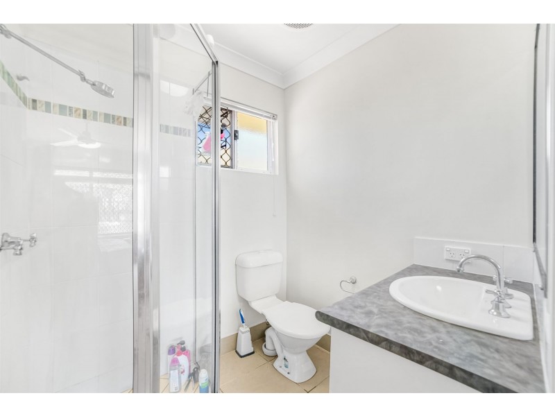 38 Phoenix Street, White Rock QLD 4868