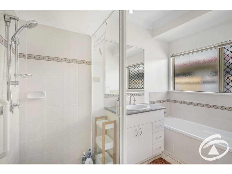 17 Bronte Close, Kewarra Beach QLD 4879