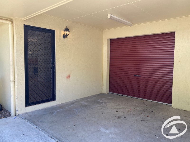 6/11 Sandown Close, Woree QLD 4868