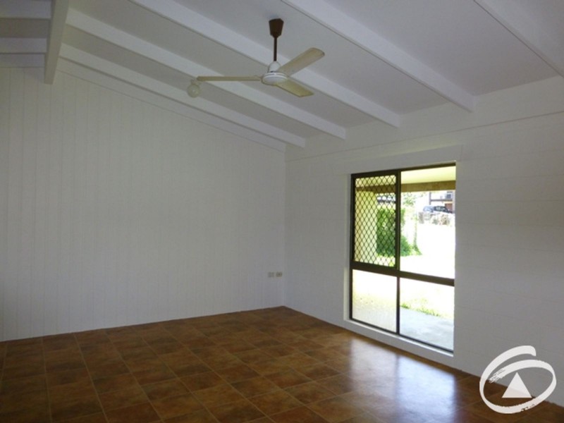 12 Fuscia Court, Mooroobool QLD 4870