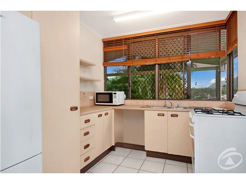 3 Coleus Court, Mooroobool QLD 4870