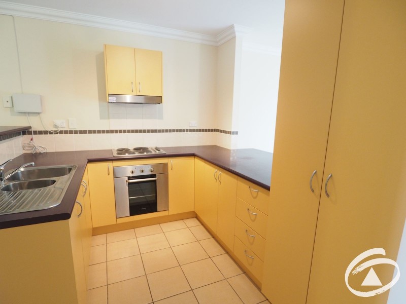 204/6 Marella Close, Manoora QLD 4870