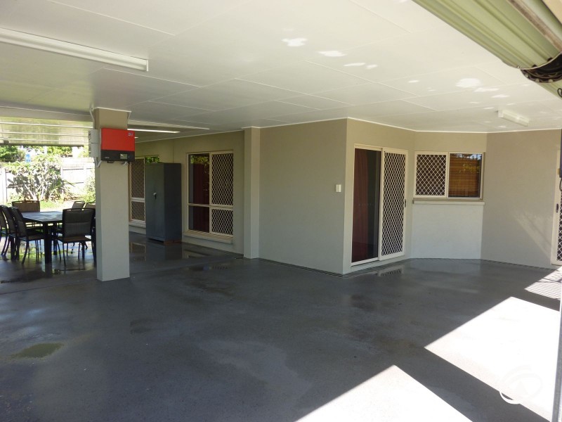 24 Grimes Close, Kanimbla QLD 4870