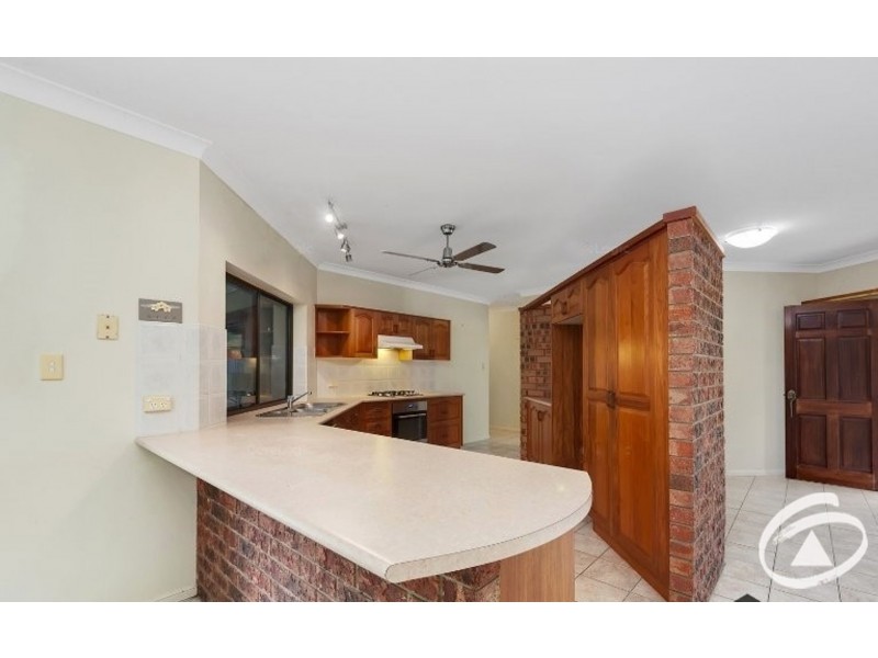 4 Fletcher Court, Bentley Park QLD 4869