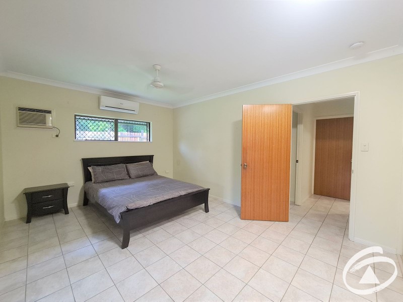 4 Fletcher Court, Bentley Park QLD 4869