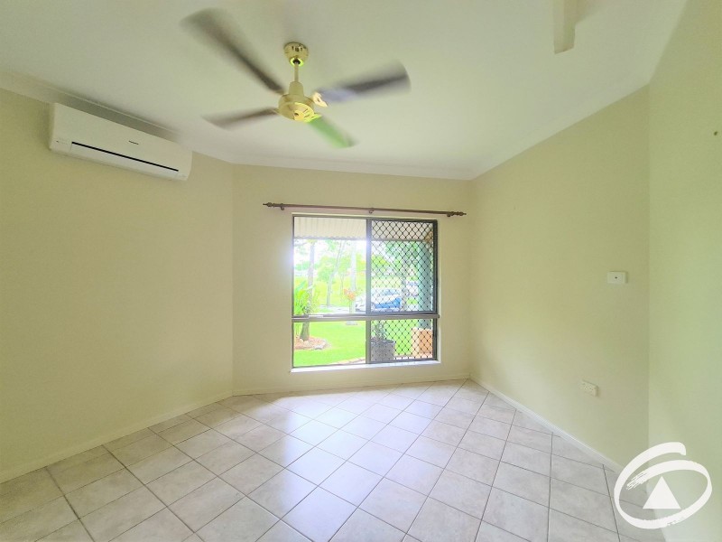 4 Fletcher Court, Bentley Park QLD 4869