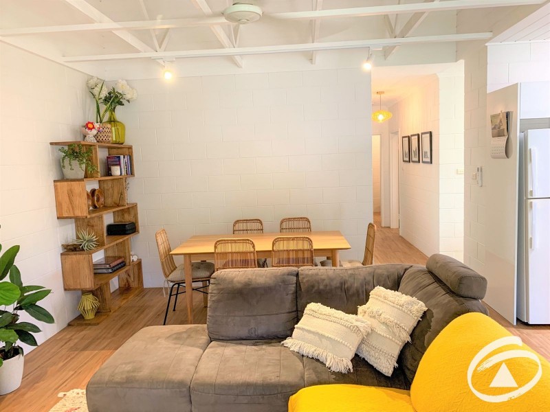 2/253 Pease Street,, Edge Hill QLD 4870