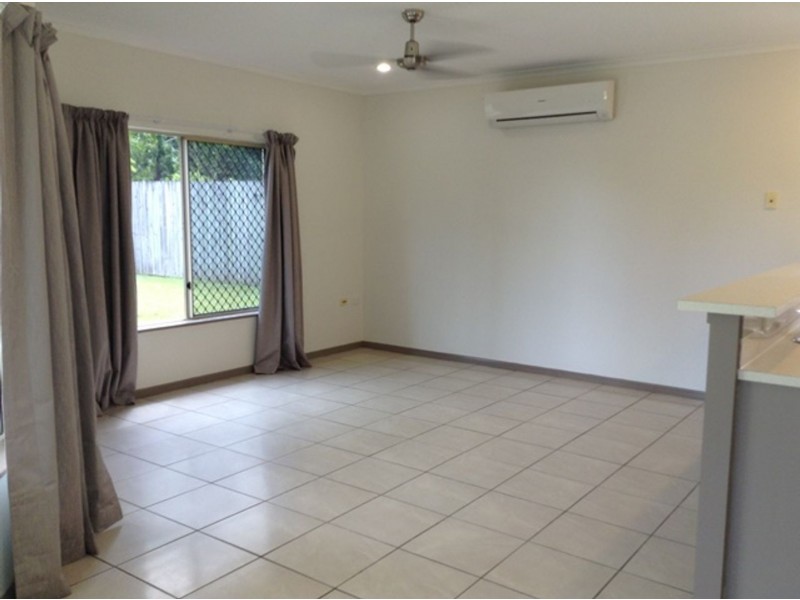 24 Roderick Street, Bentley Park QLD 4869