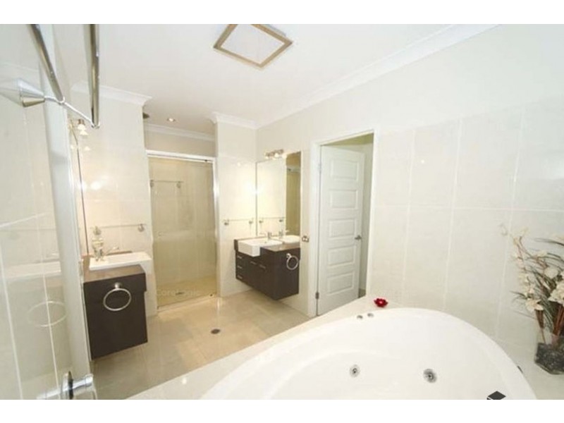48 Harbour Drive, Trinity Park QLD 4879