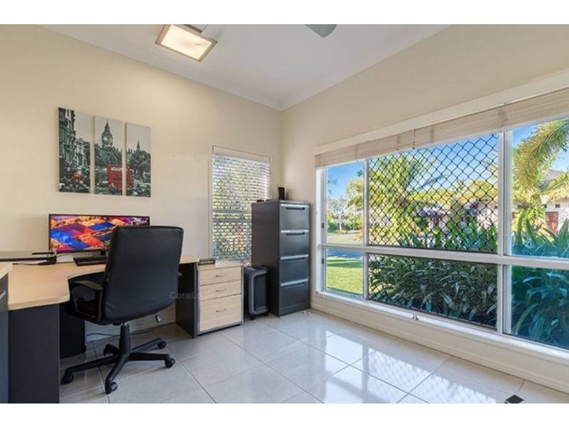 48 Harbour Drive, Trinity Park QLD 4879