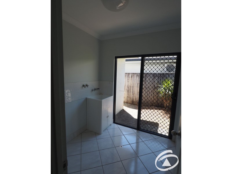 5 Mia Street, Kewarra Beach QLD 4879