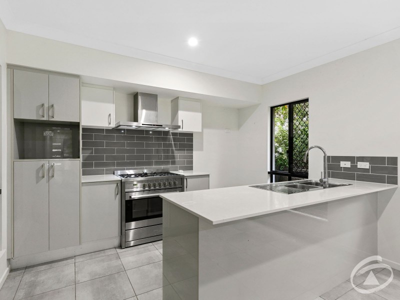 2/7 Eagleview Place, Smithfield QLD 4878