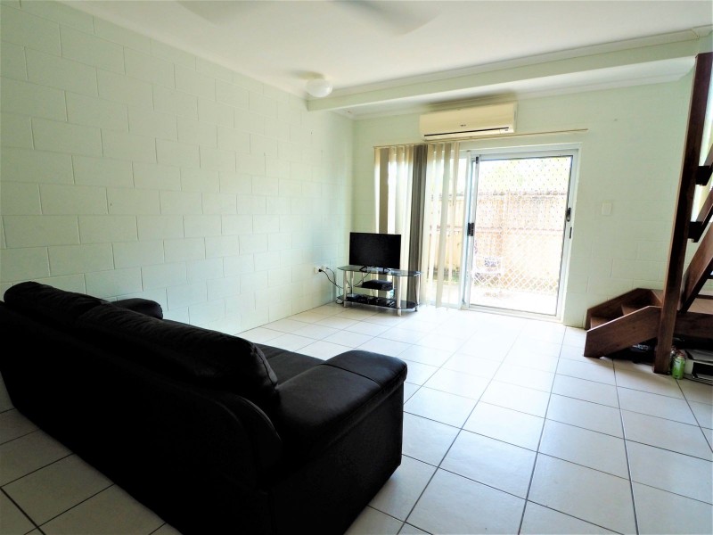 3/4 Atlantic Close, White Rock QLD 4868