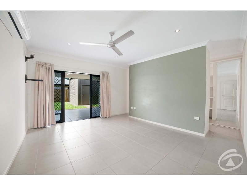 16 John Malcolm Street, Redlynch QLD 4870